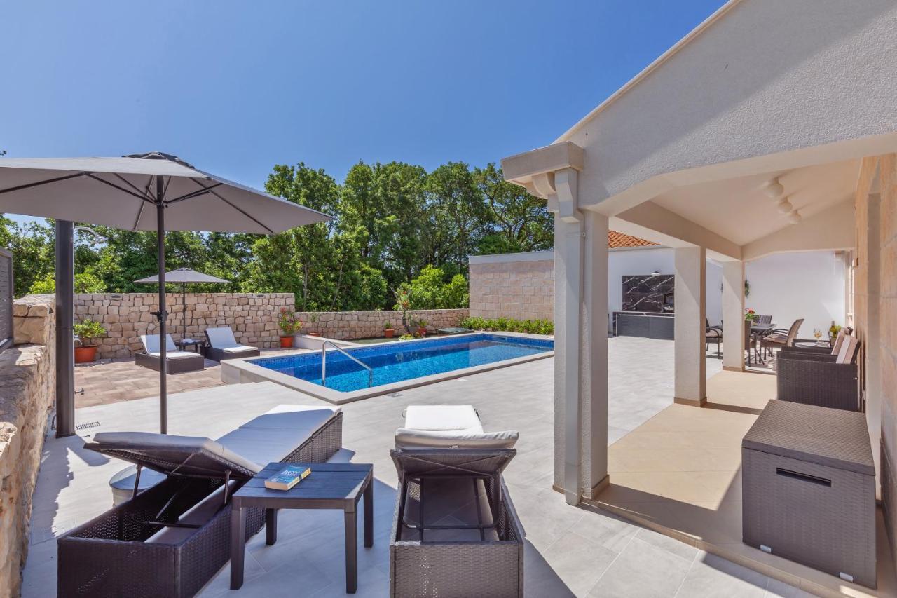 Apartment Holiday Home Doma, Cilipi Near Dubrovnik 외부 사진