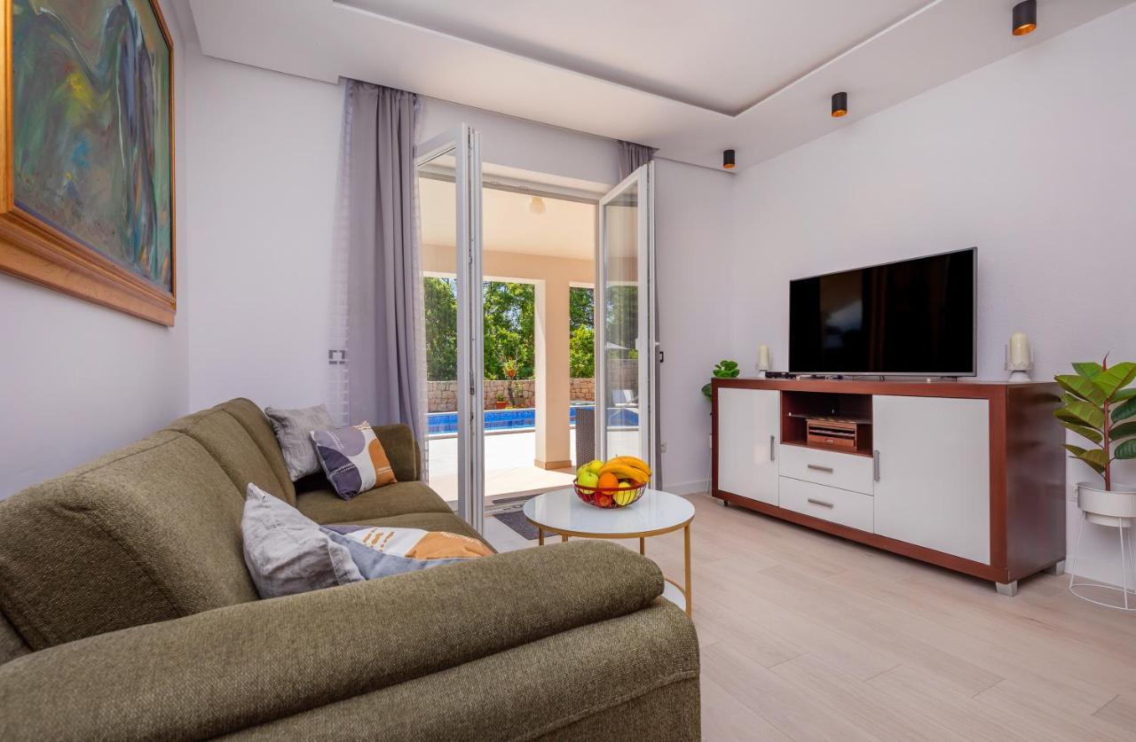Apartment Holiday Home Doma, Cilipi Near Dubrovnik 외부 사진