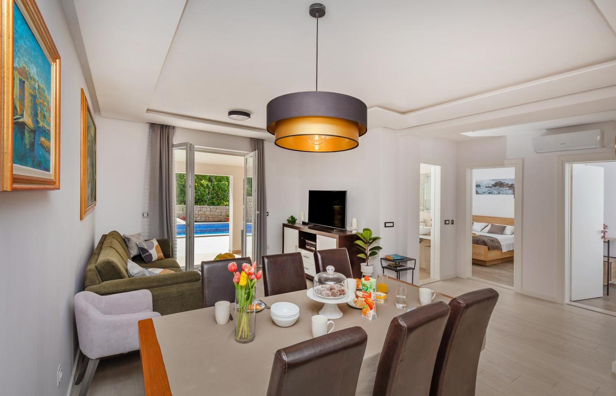 Apartment Holiday Home Doma, Cilipi Near Dubrovnik 객실 사진