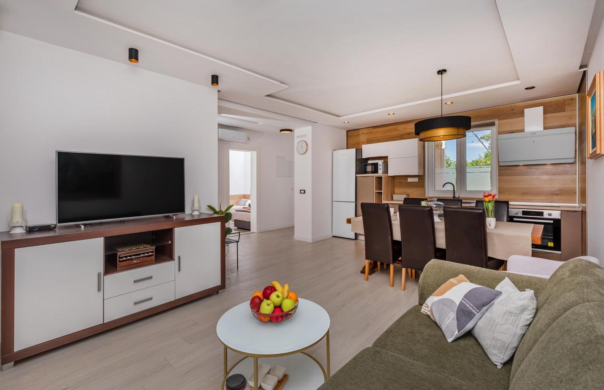 Apartment Holiday Home Doma, Cilipi Near Dubrovnik 객실 사진