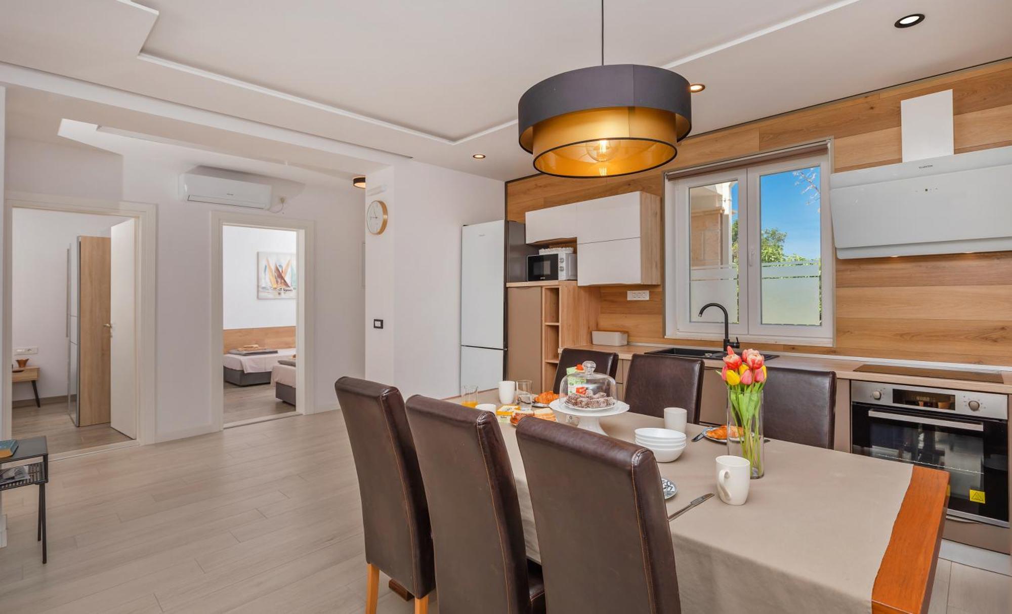 Apartment Holiday Home Doma, Cilipi Near Dubrovnik 객실 사진