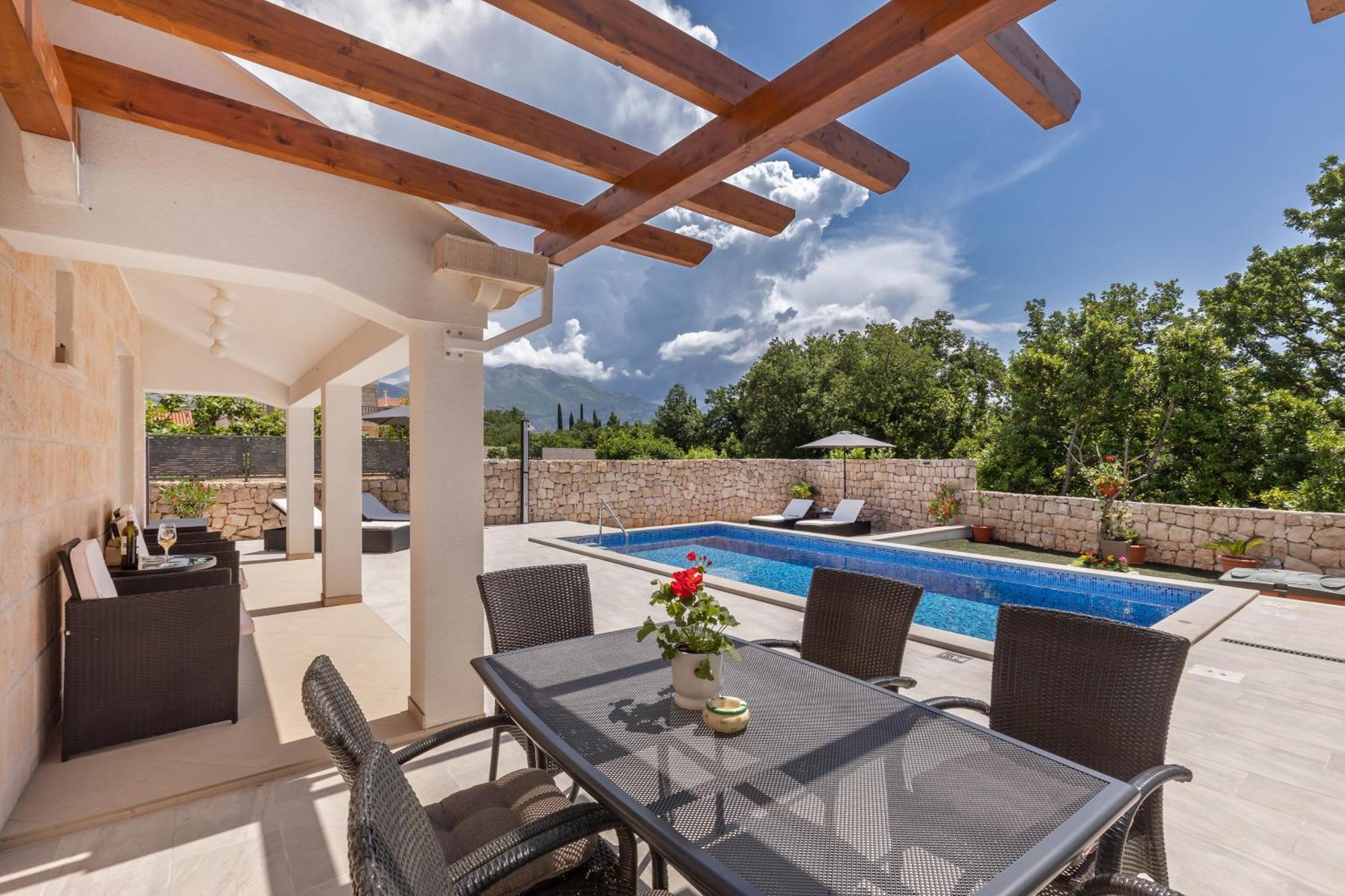 Apartment Holiday Home Doma, Cilipi Near Dubrovnik 객실 사진